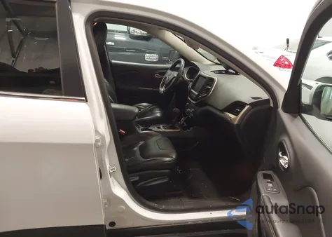 2016 Jeep Cherokee Limited из США, поврежденный, VIN 1C4PJMDB1GW206059